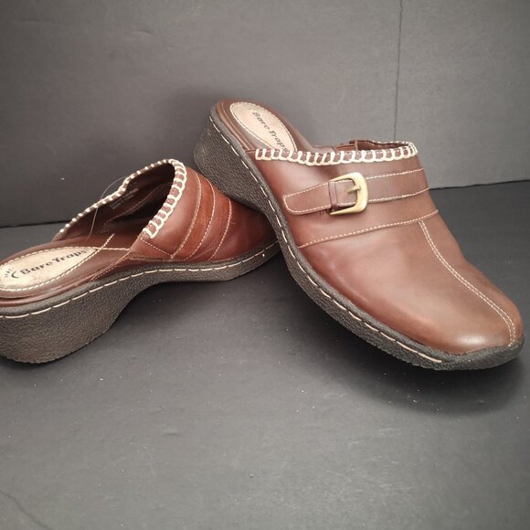 Bear Traps Shoes - Bare Traps Kismet Ladies Size 7M Dark Brown Leather Upper Slip On Clog Mules